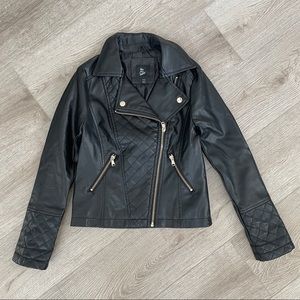 Girls faux leather jacket quilted
